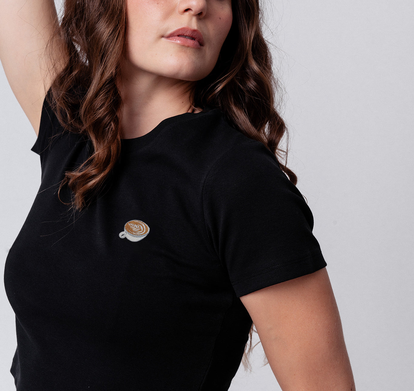 Flat White | Besticktes Bio Baumwoll Cropped T-Shirt