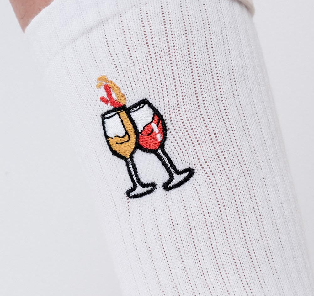 Wine Duet | Embroidered organic cotton socks