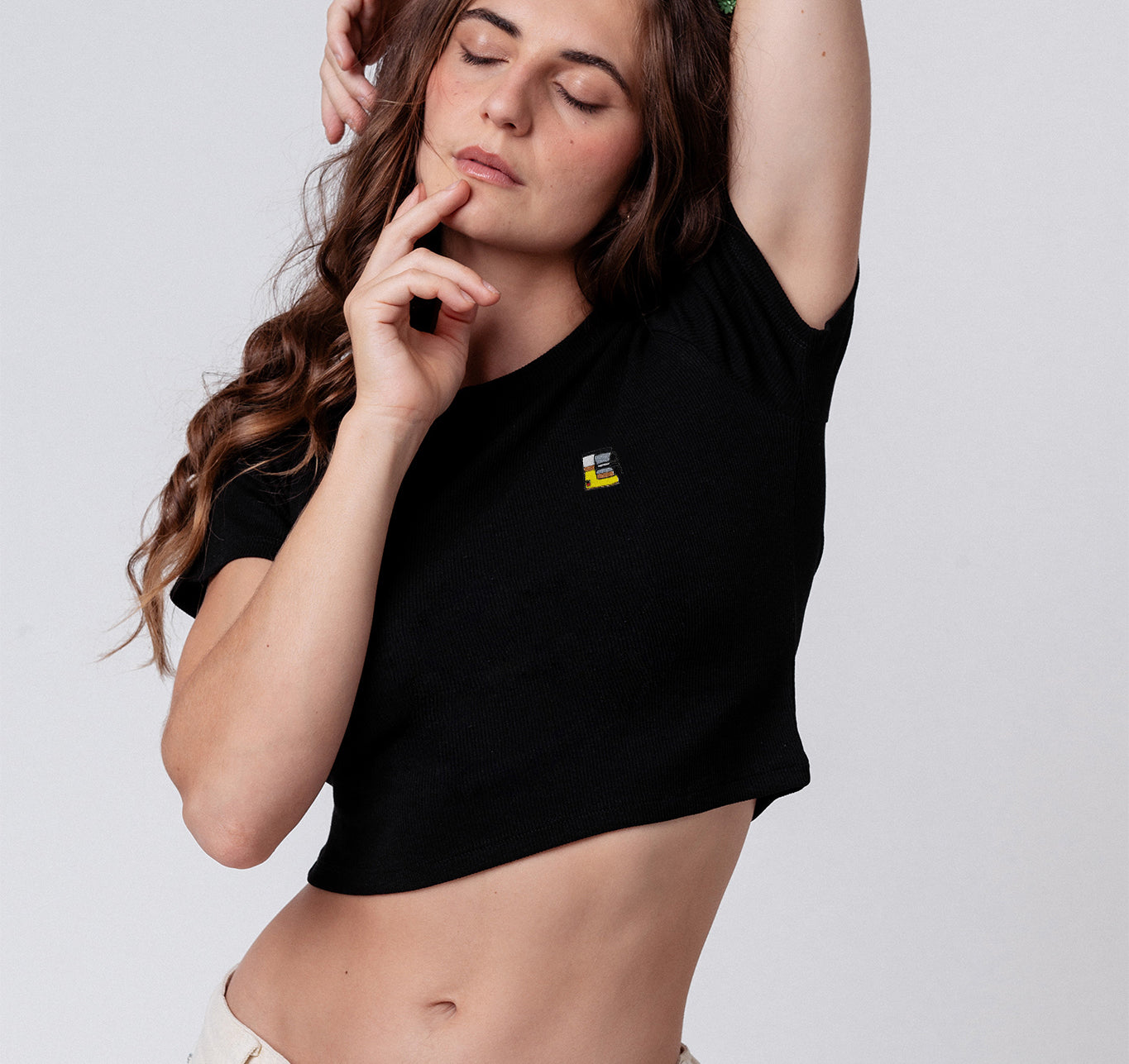 Filterkaffeemaschine | Besticktes Bio Baumwoll Cropped T-Shirt