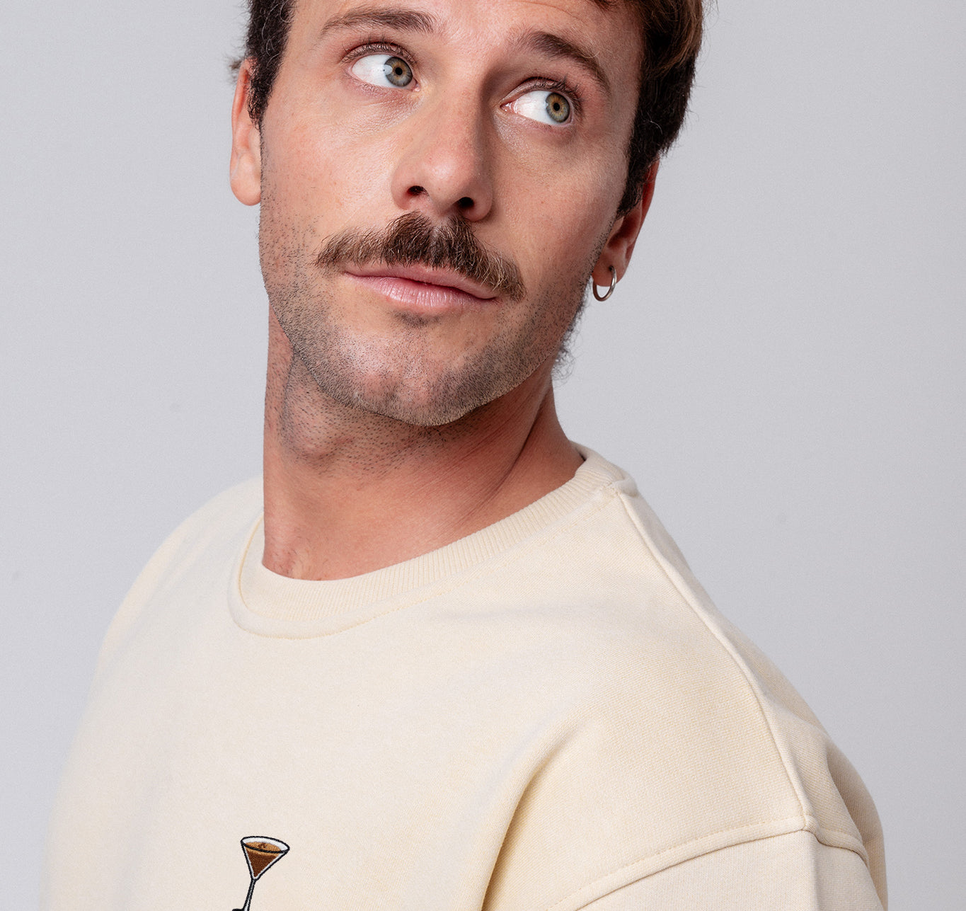 Espresso Martini | Bestickter Bio-Baumwoll Unisex Pullover