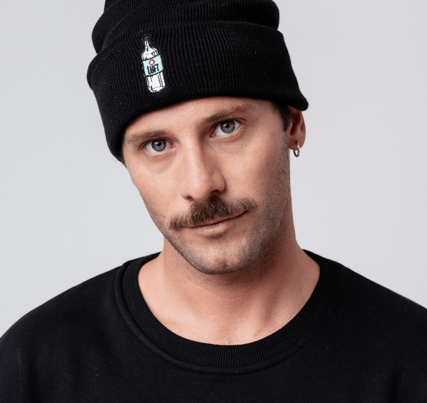 Air | Embroidered organic cotton cap