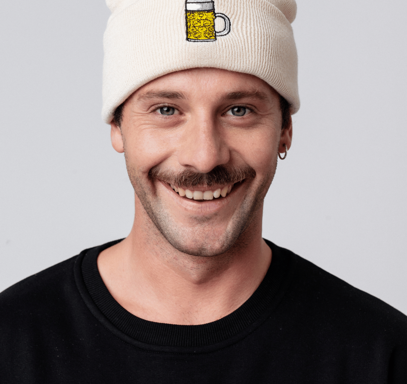 Bean bag | Embroidered organic cotton cap