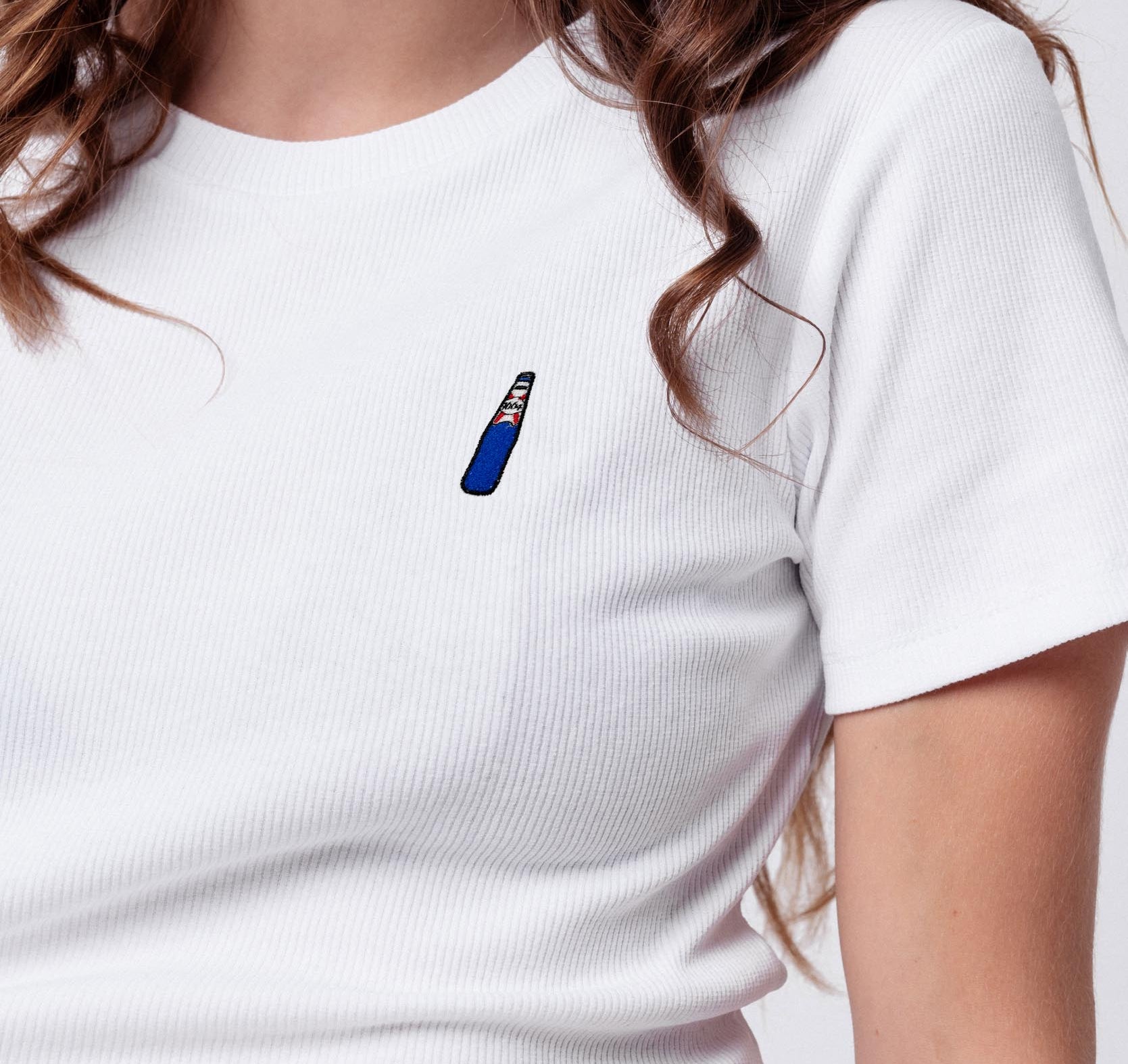 blanc 1664 | Besticktes Bio Baumwoll Cropped T-Shirt