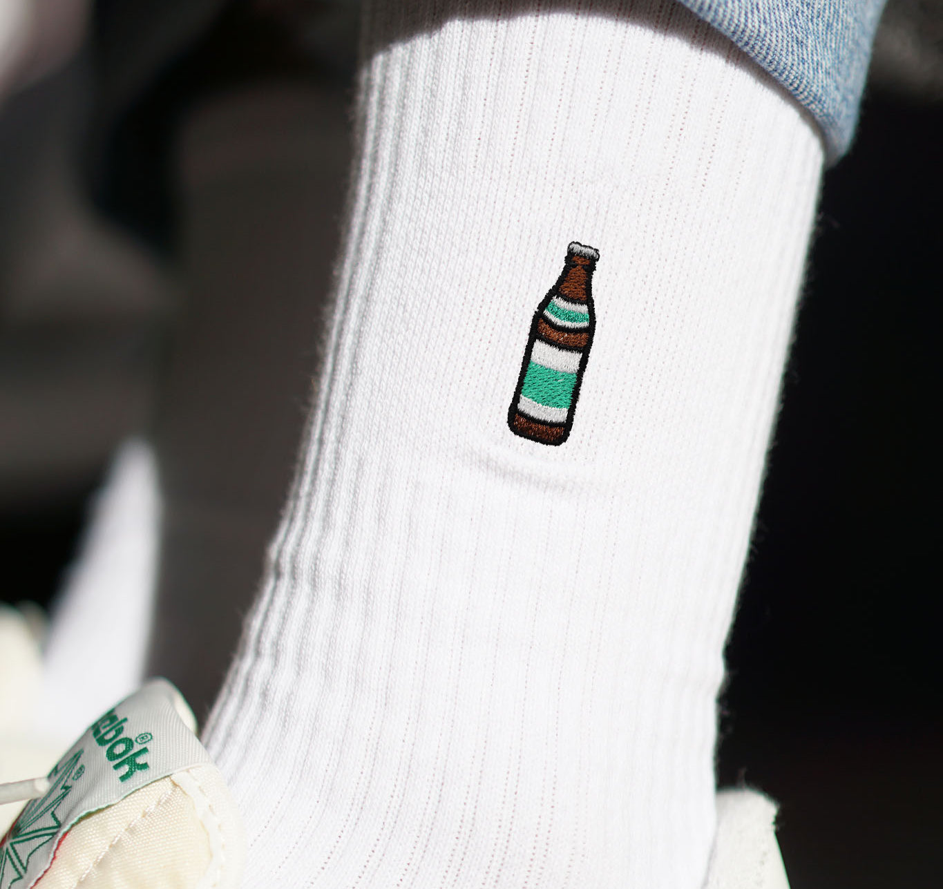 Helles | Embroidered organic cotton socks