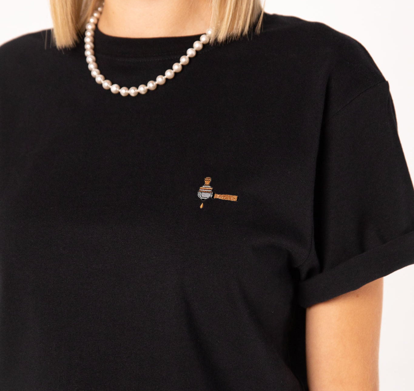 Sieve carrier & tamper | Embroidered organic cotton women's T-shirt