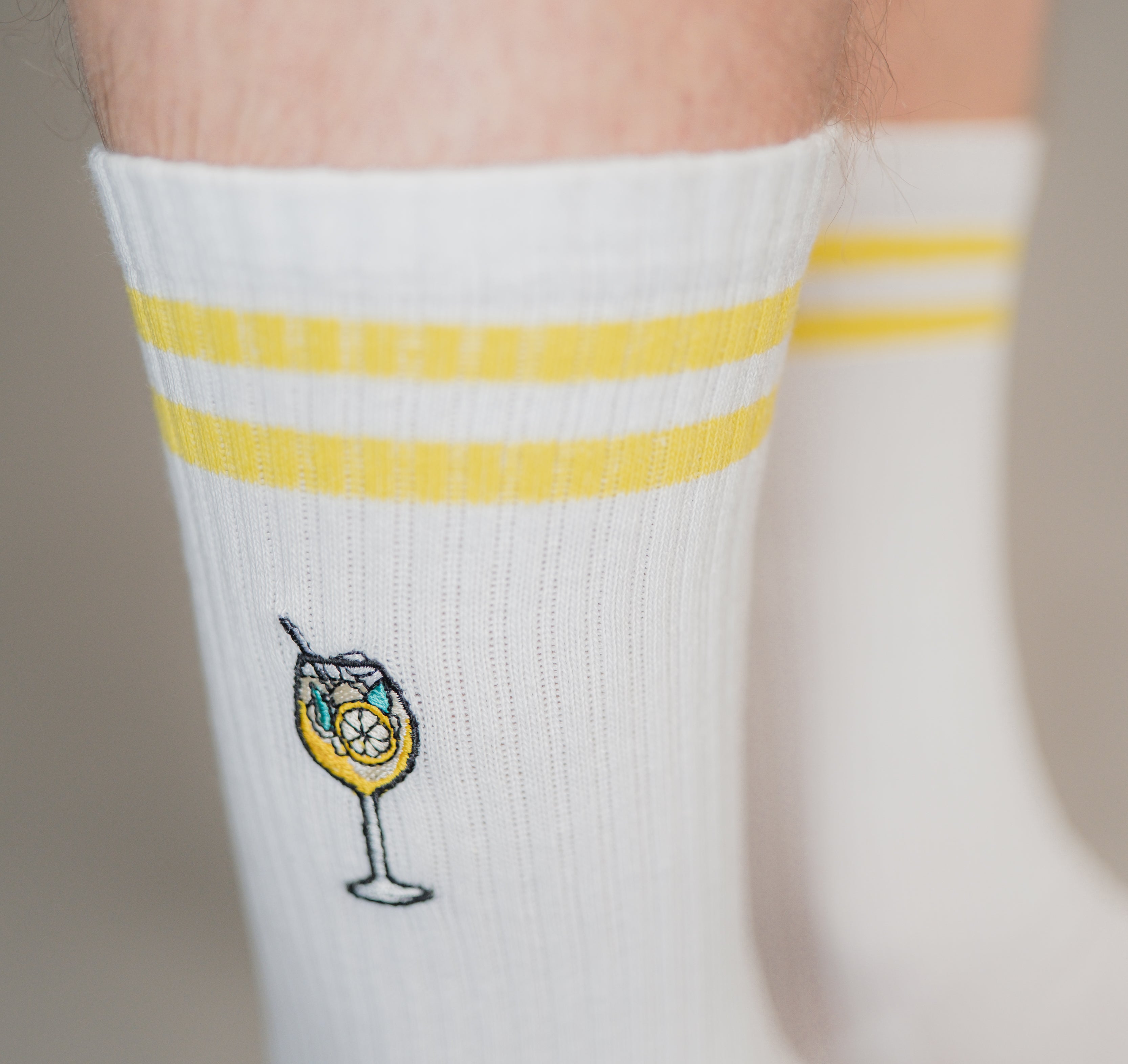 Limoncello Spritz | Bestickte Bio Baumwoll Socken