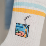 Pfirsich Eistee | Bestickte Bio Baumwoll Socken