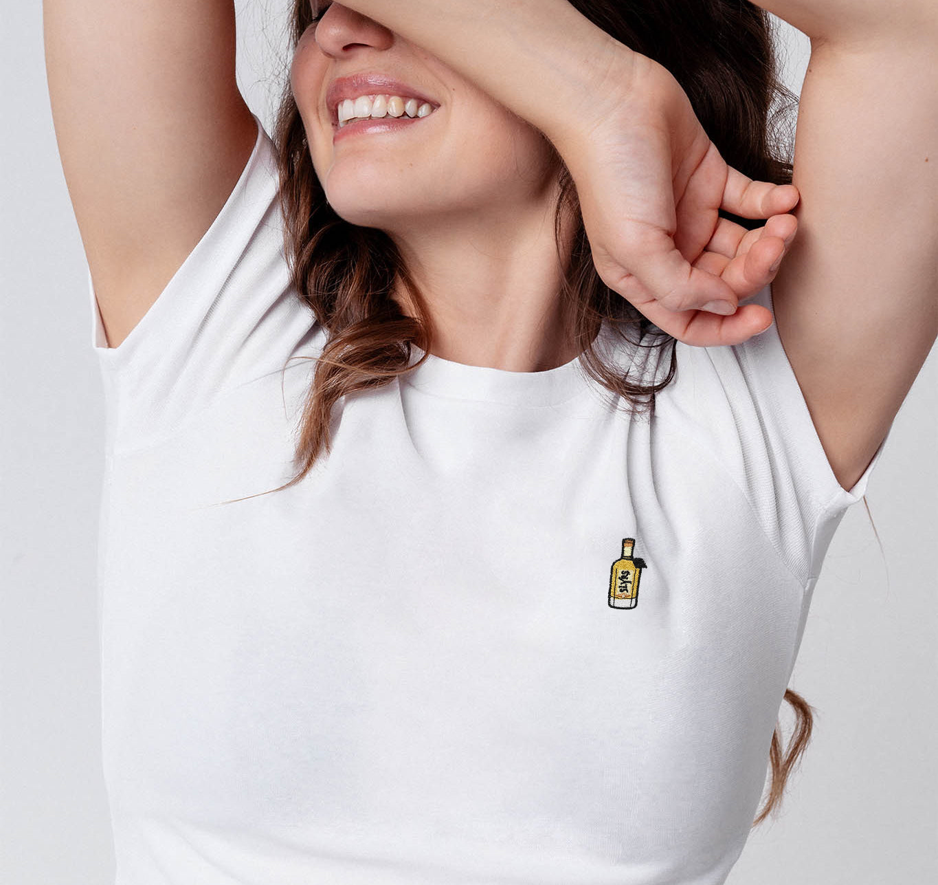 Slyrs | Besticktes Bio Baumwoll Cropped T-Shirt