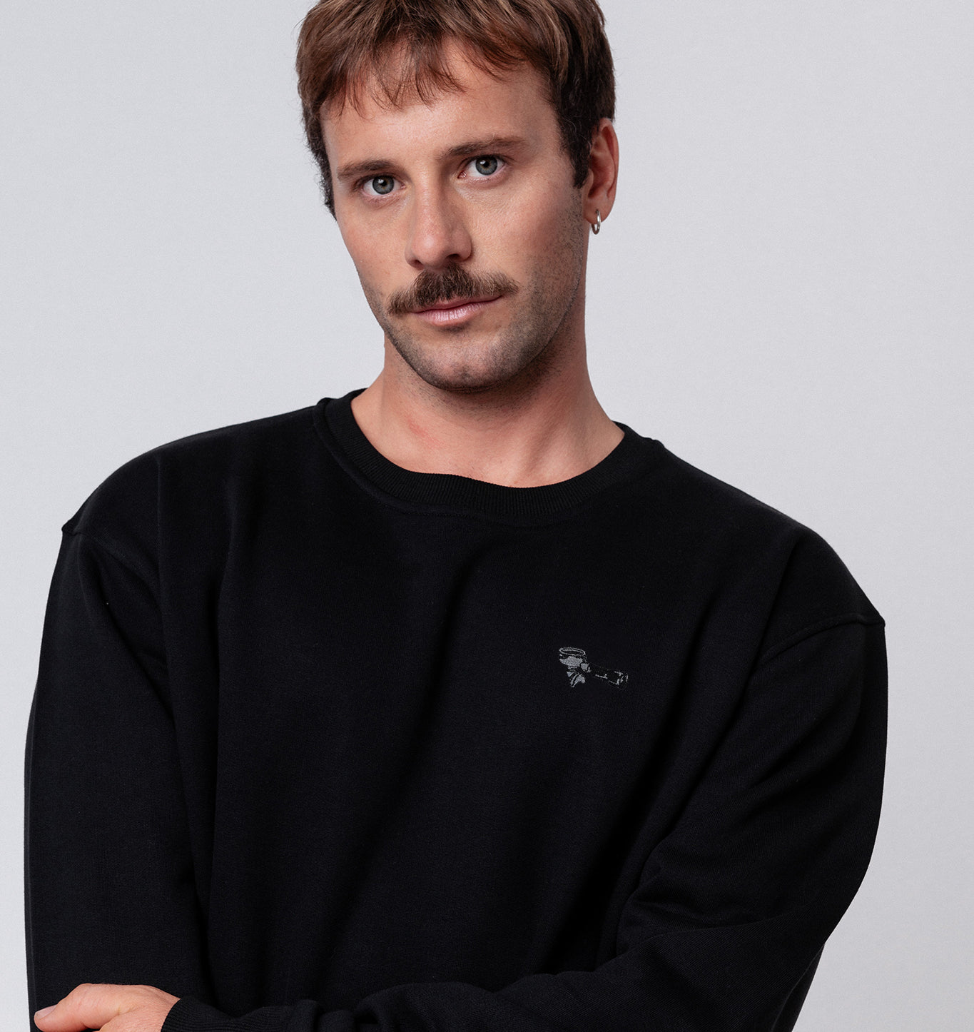 Siebträger | Bestickter Bio-Baumwoll Unisex Pullover