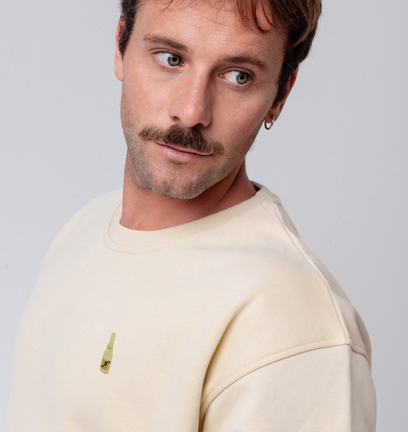 Freixenet | Bestickter Bio-Baumwoll Unisex Pullover