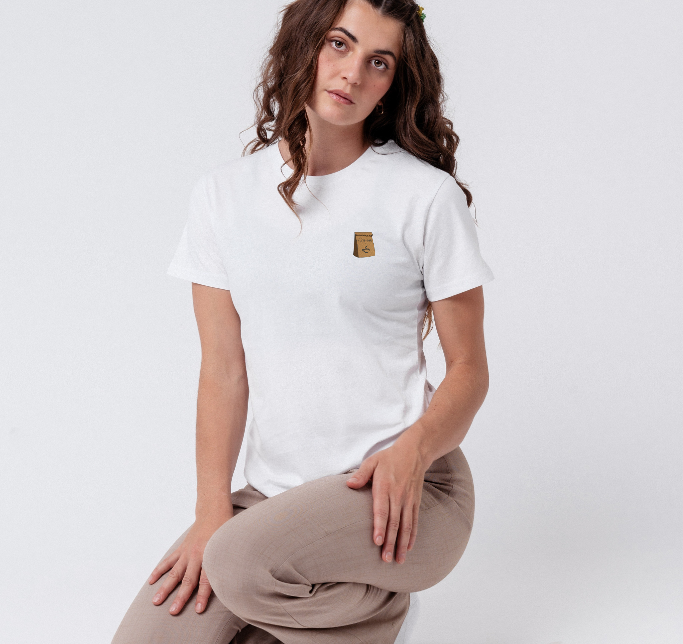 Coffee Bag | Besticktes Bio Baumwoll Frauen T-Shirt