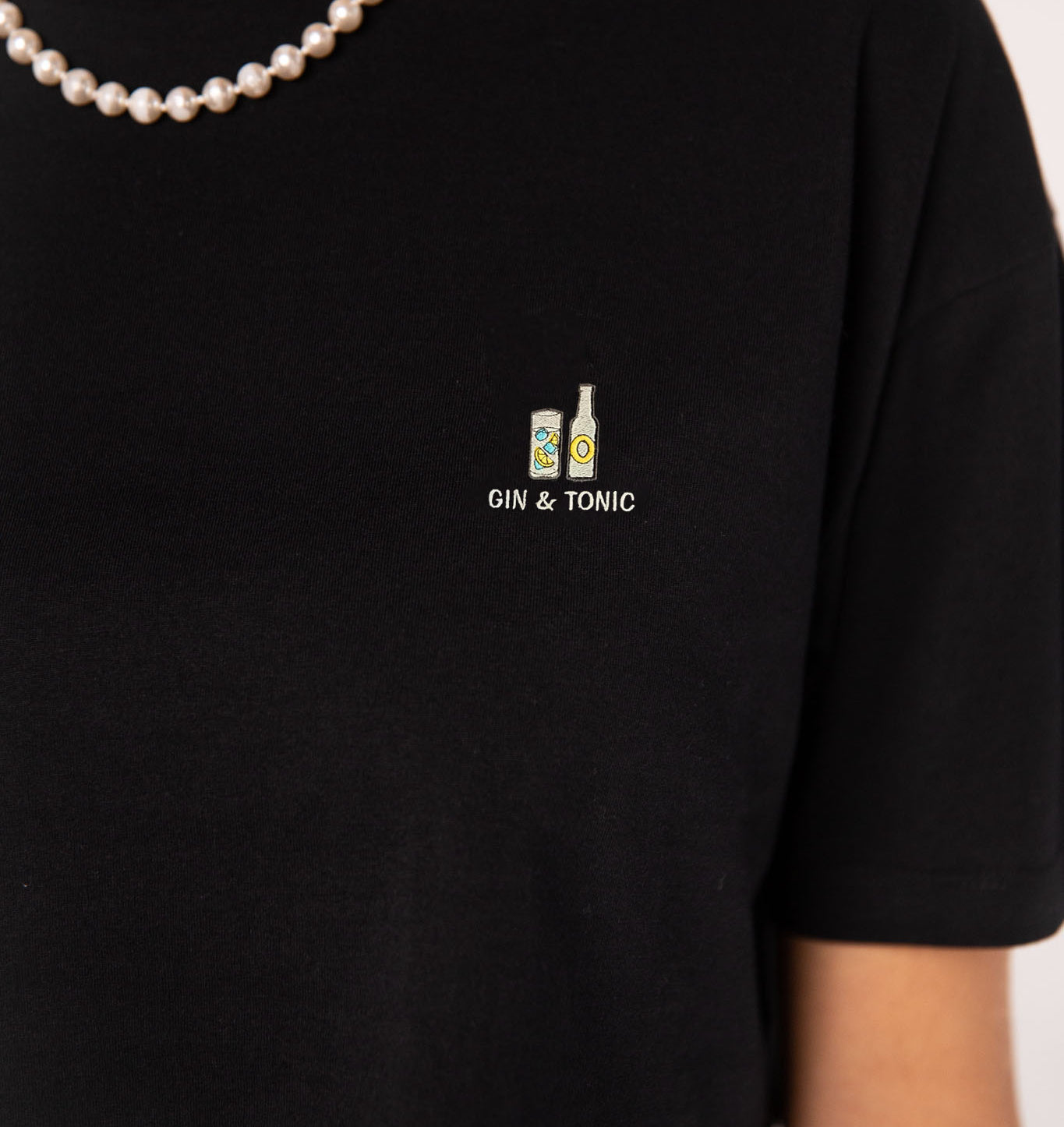 TAILORED TASTES Gin Tonic | Besticktes Bio Baumwoll Crop Top