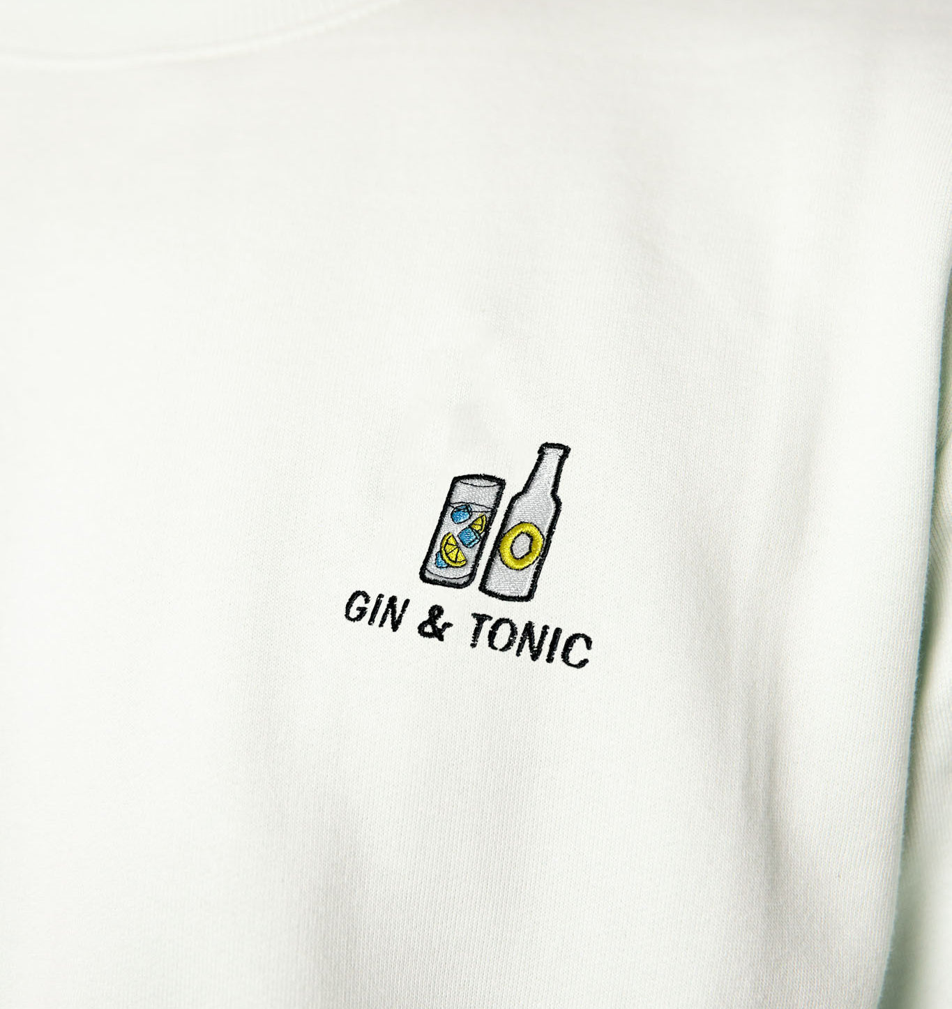 TAILORED TASTES Gin Tonic | Bestickter Bio-Baumwoll Unisex Pullover